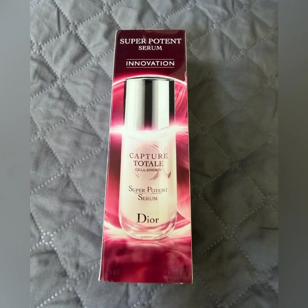 Dior Capture Totale Super Potent Serum 2.5oz - Picture 2 of 6